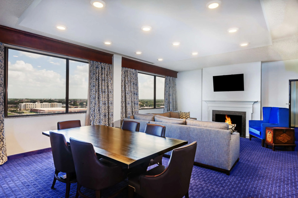 Hilton Waco