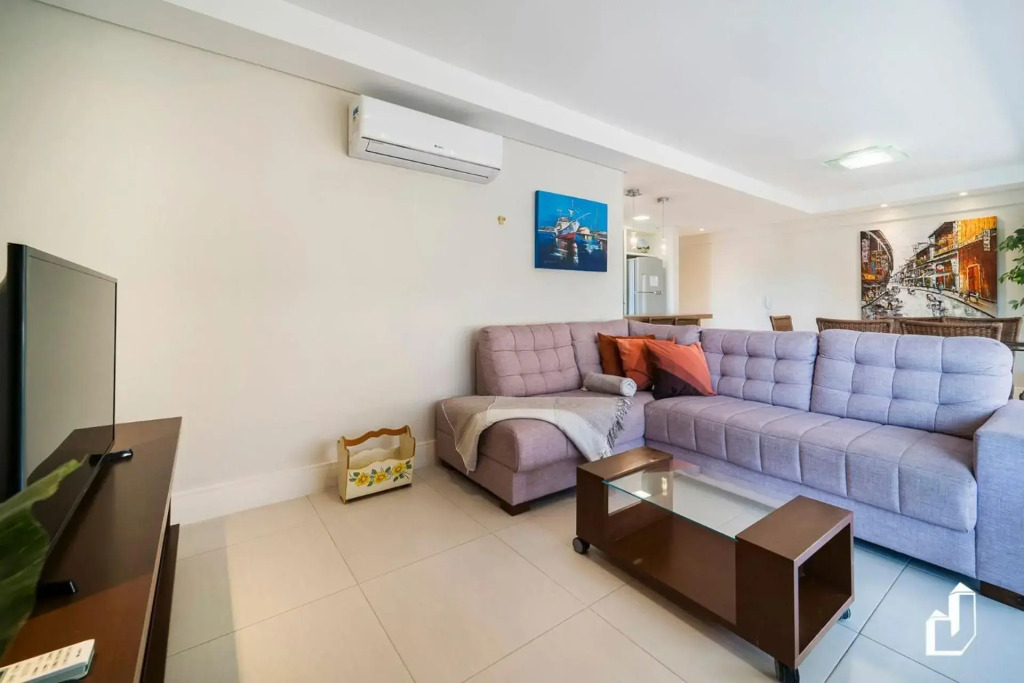 Apartamento amplo e com todos os ambientes climatizados