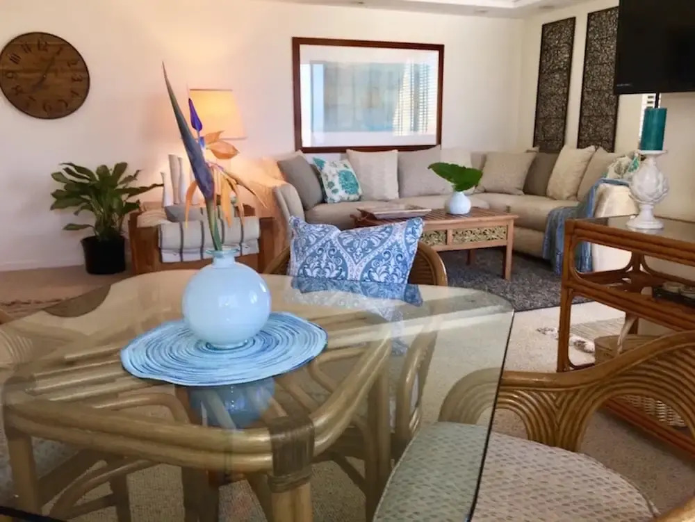 Penthouse 701 2 Bedrooms 2 Bathrooms Condo