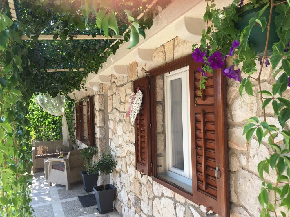 Apartments and Rooms LEA
