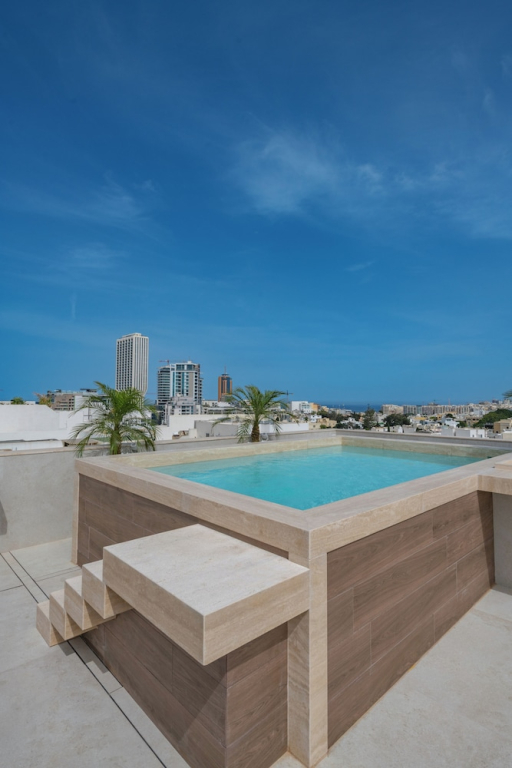 Marea Suites