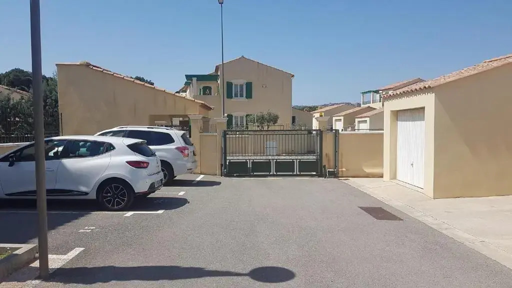 ROQ-X1 Appartement T2 4 couchages NARBONNE-PLAGE
