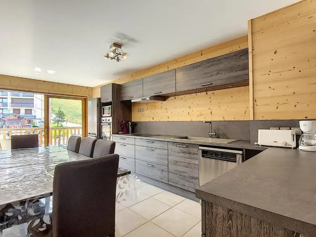 Appartement La Toussuire, 4 pièces, 8 personnes - FR-1-416-75