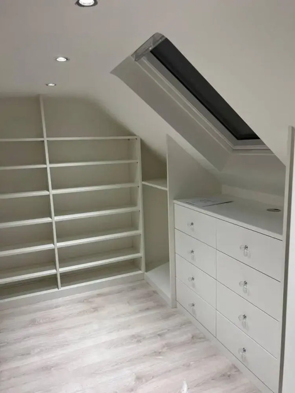 Luxury 3 Bedroom Penthouse w Massive Roof Terrace