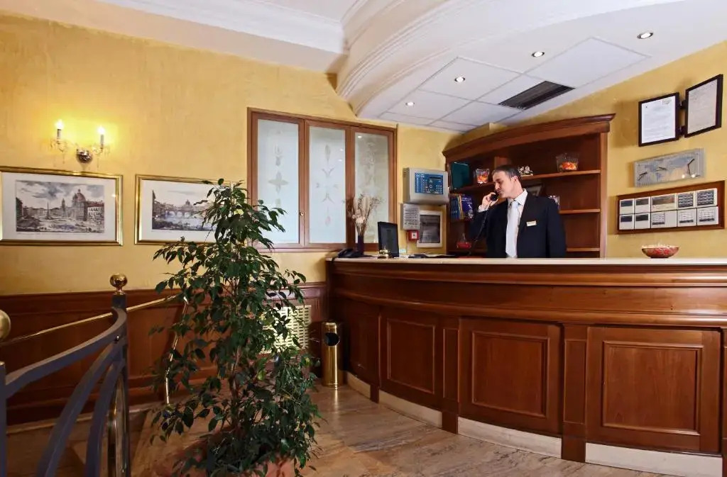 Отель Montecarlo