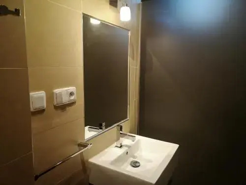 Apartment with Sauna and Garden
