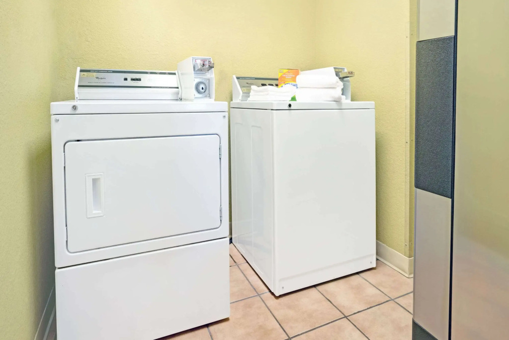 Microtel Inn and Suites - Inver Grove Heights