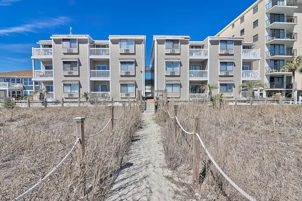 Sea Esta At Sunvillas 2 Bedroom Condo by Redawning