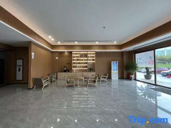 Lingehao Inn Hotel (Shangrao Yueliangwan Auto City)