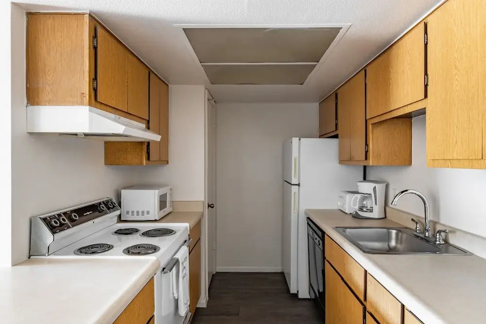 2BR Apt North Phoenix Pool byWanderJaunt