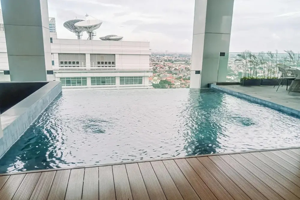 Elegant And Comfort 1Br At The Smith Alam Sutera Apartment