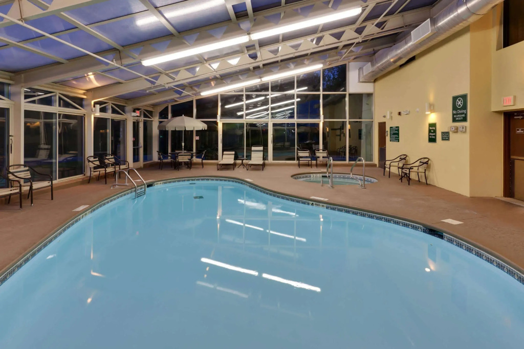 La Quinta Inn & Suites by Wyndham Plattsburgh