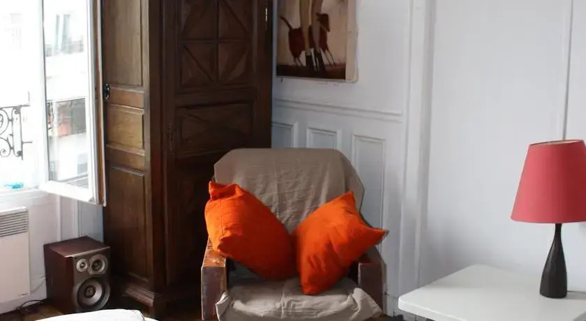 Central View Apartment