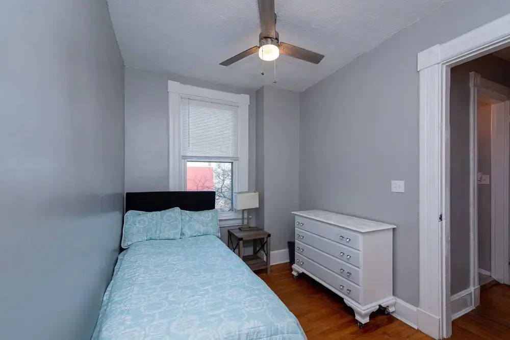 The Incline Suite 1