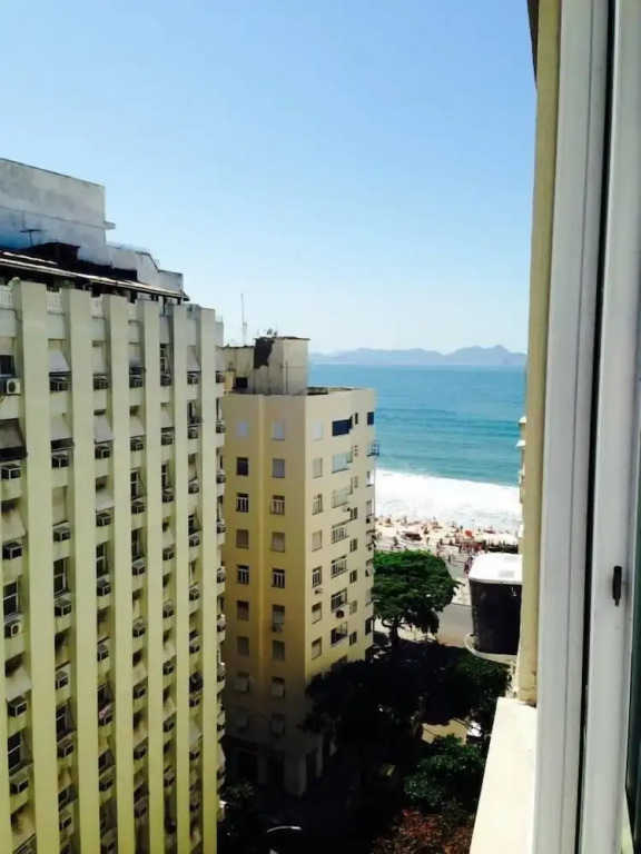 2 Bedroom on Beach Block 202 Holiday Home 2