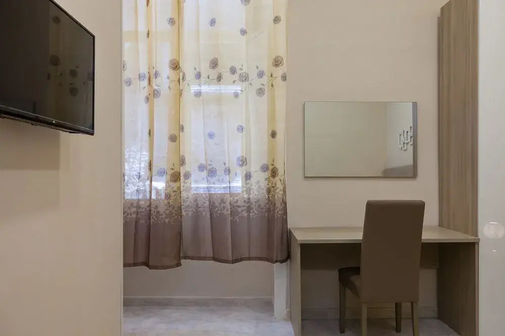 Apartment - S. Gregorio Armeno BH65