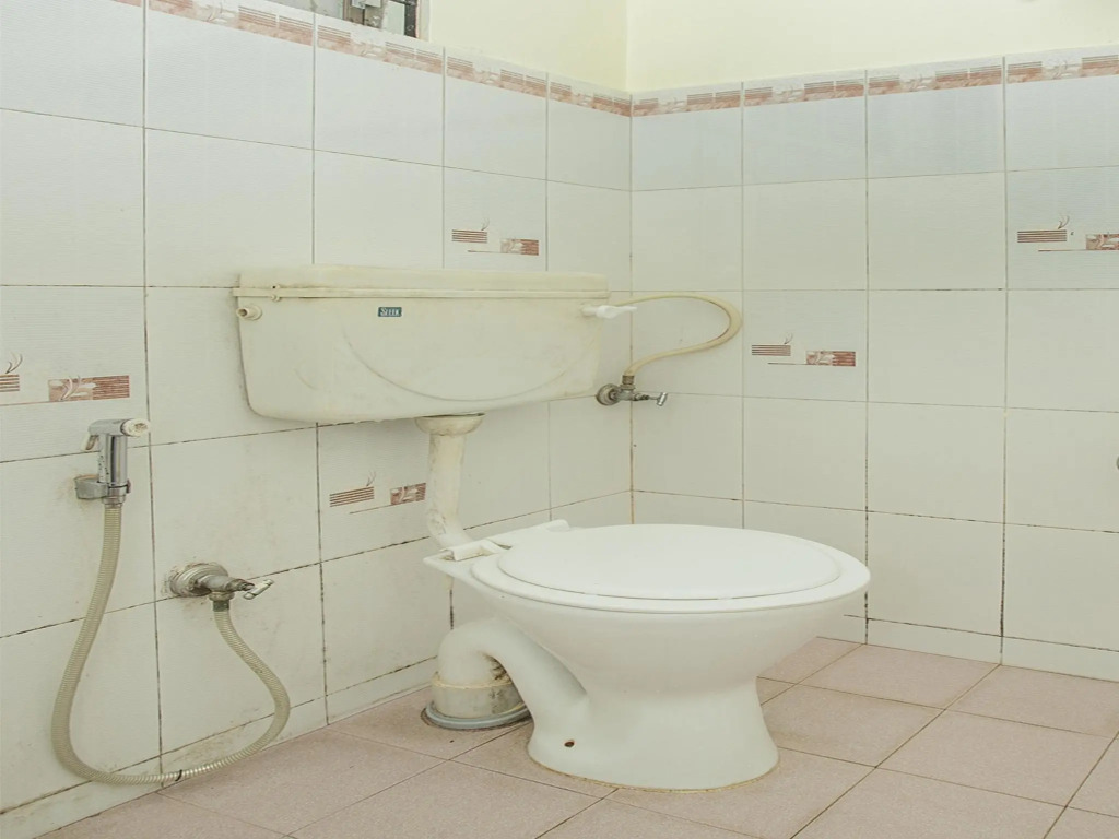 OYO 8476 Garden Comfort