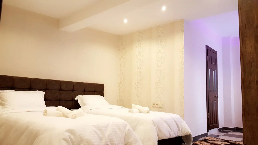 Raphelah Residence