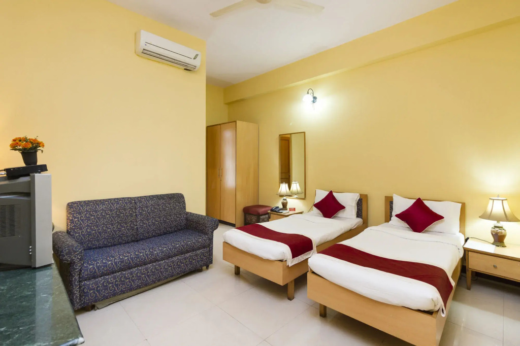 OYO 499 Hotel Umerkot Residency