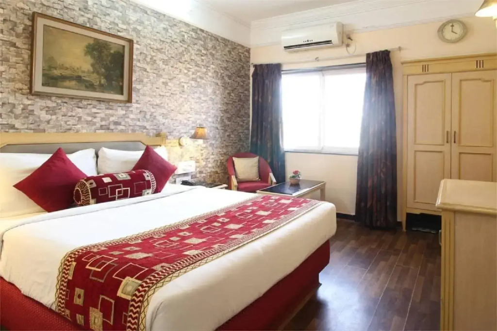 Hotel Sovereign