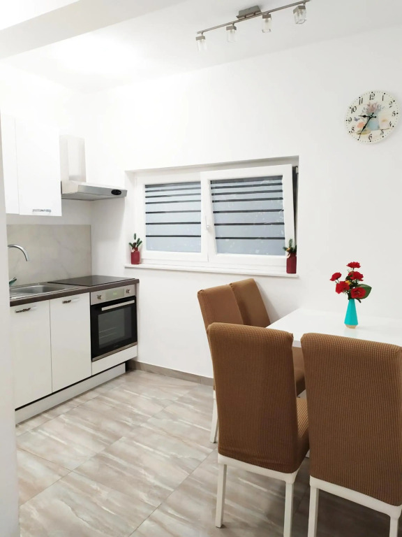 Apartmani Mira