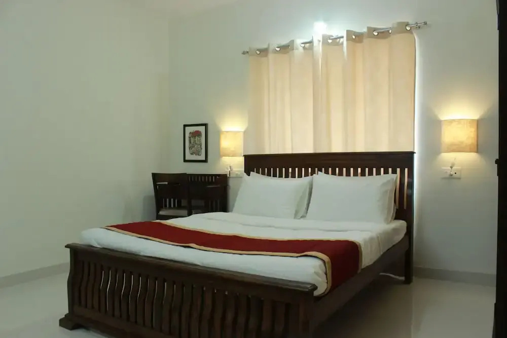 OYO 9361 Home Peaceful 1BHK Candolim North Goa