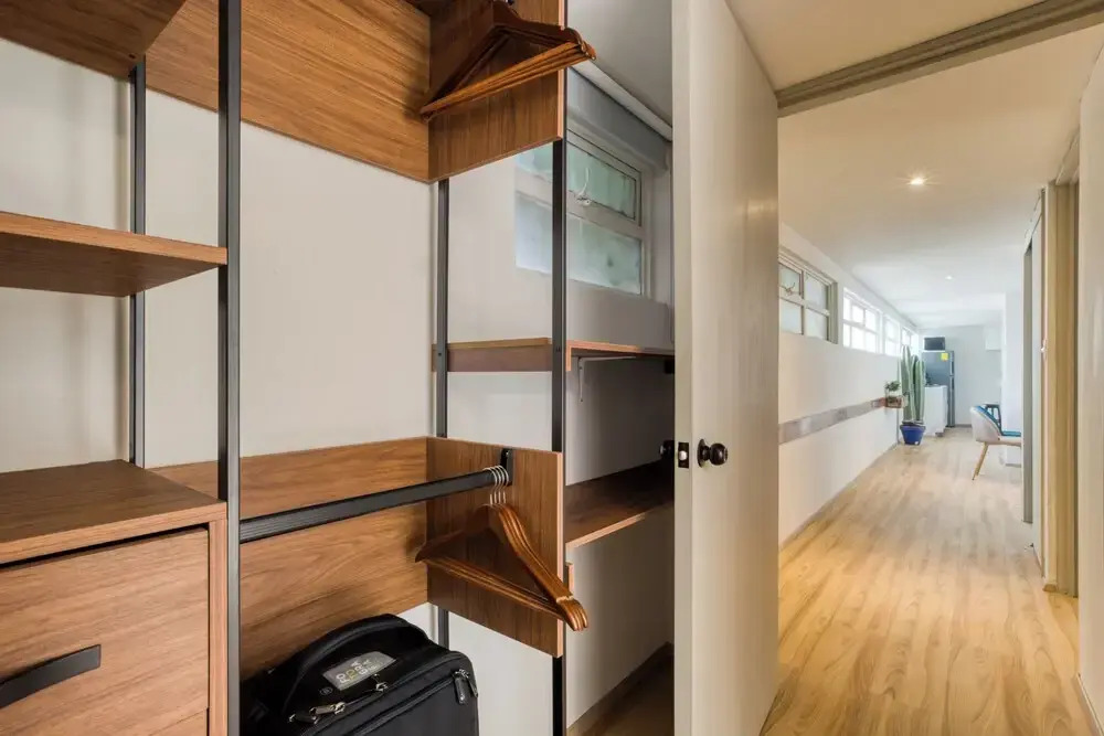 Comfy Apartment with Leafy Views by Tasman