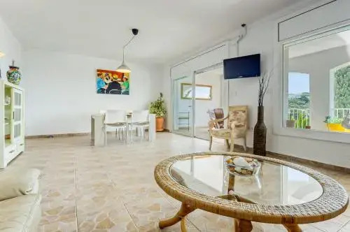 Apartment Canyelles