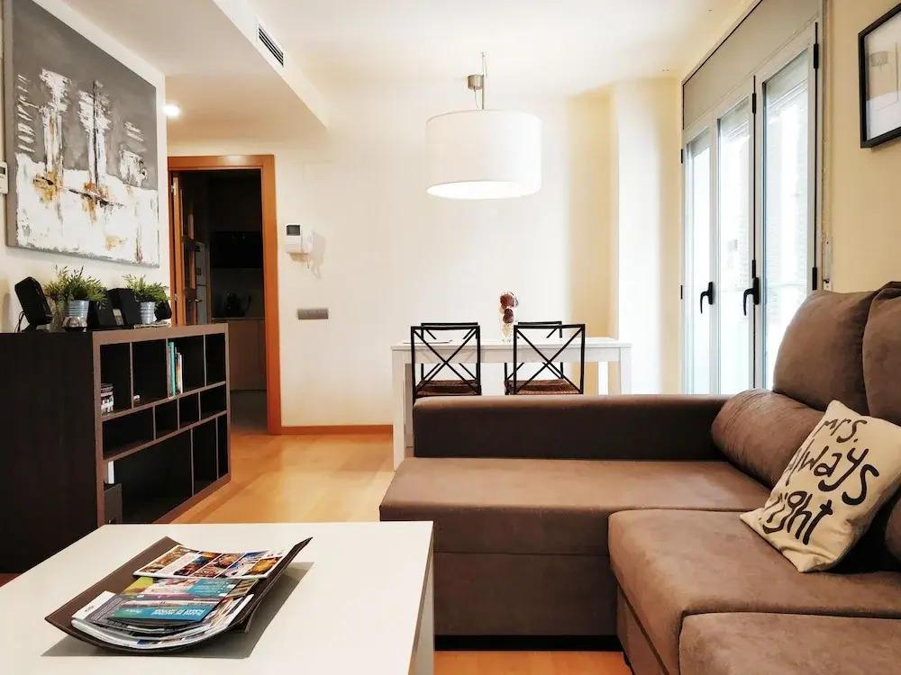 Mazi Apartments Downtown