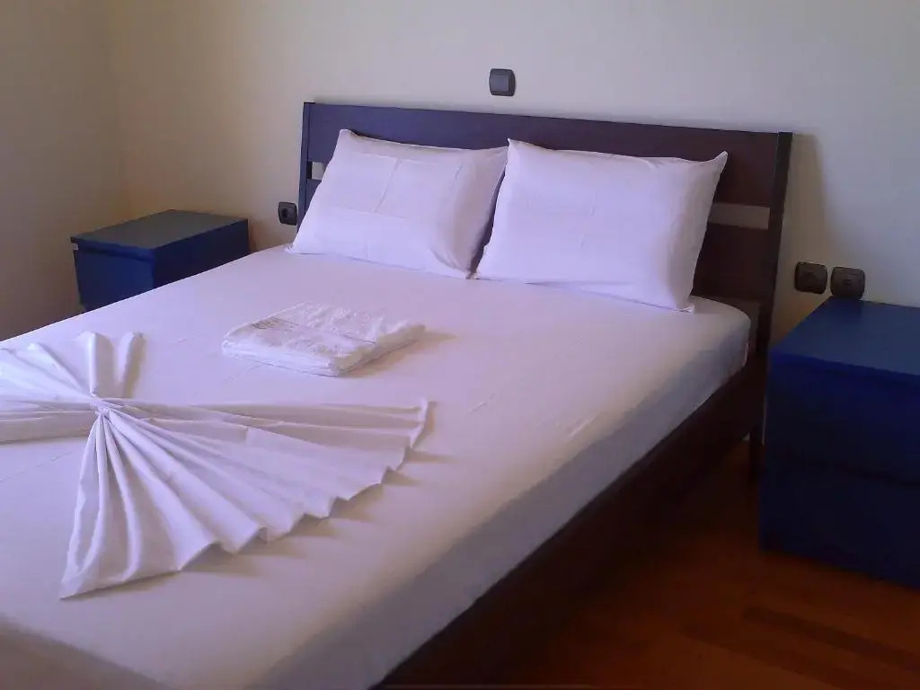 Rafina Sea View Luxury