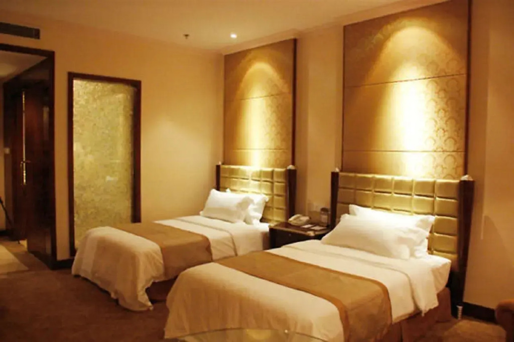 Fashion Lotus Hotel