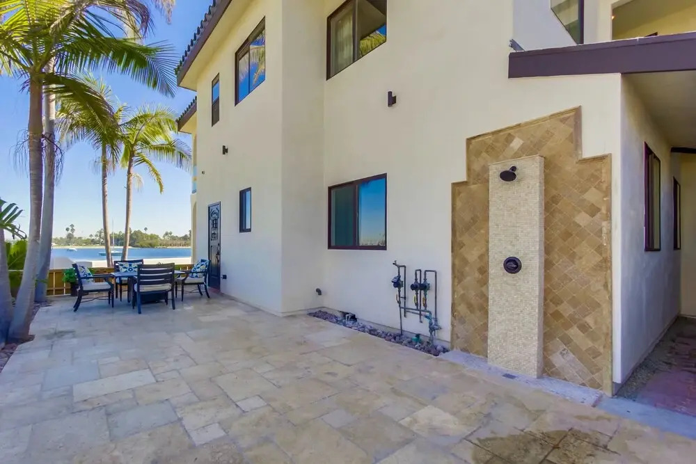 Point Break 3 2 Bedrooms 1.5 Bathroom Condo
