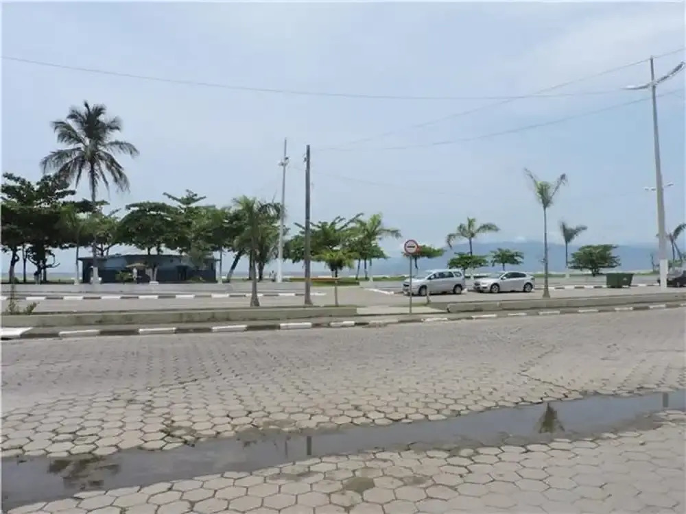Yellow House Palmeiras Beach Caraguá