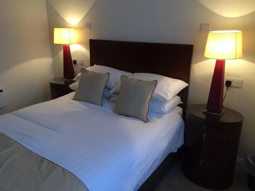 Kings Park Hotel