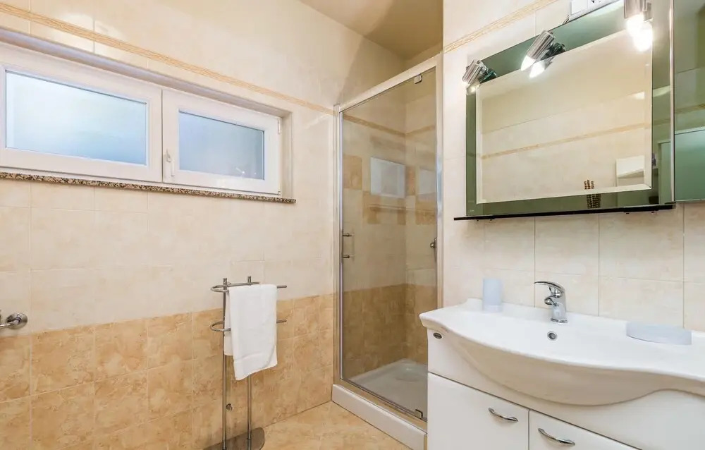 Stunning Home in Rijeka With Wifi and 2 Bedrooms