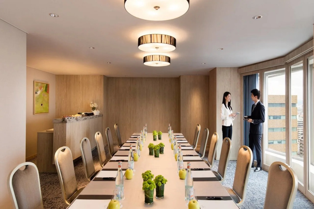 Courtyard by Marriott Shin-Osaka Station