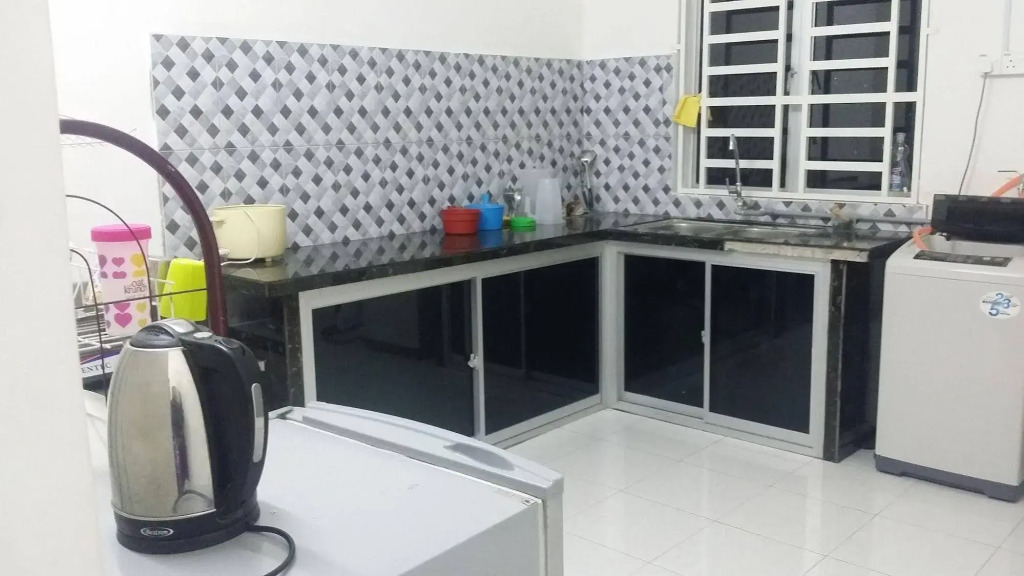 Homestay Ira Jaya - 4 Unit Rumah