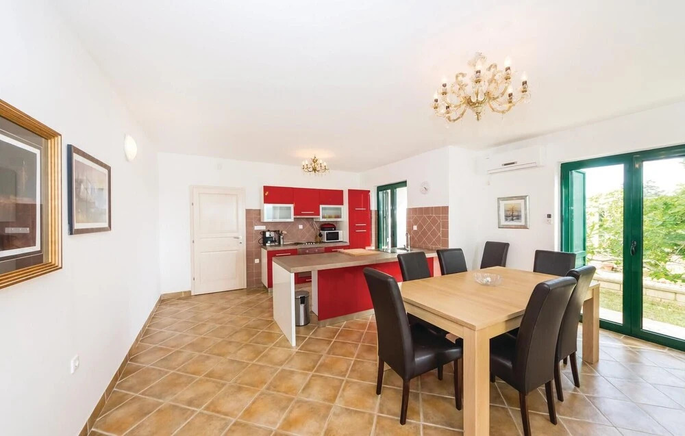 Nice Apartment in Privlaka With 2 Bedrooms, Wifi and Outdoor Swimming Pool