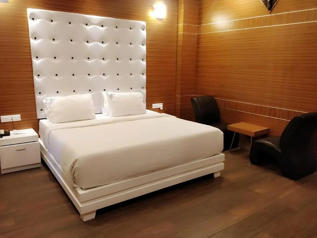 Pearl Park Beach Resort Private Limited
