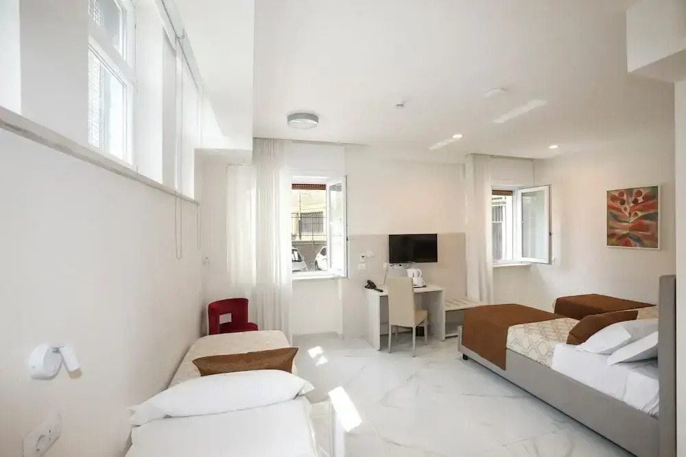 Vomero High Hotel