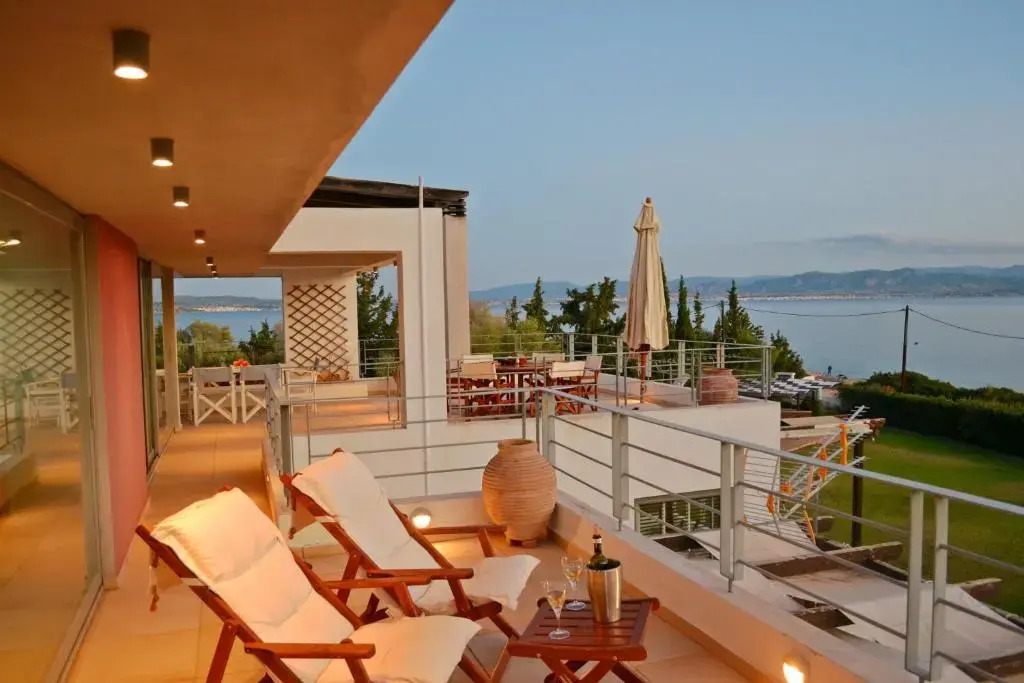Luxury Beach house viewing at the Corinthian Gulf