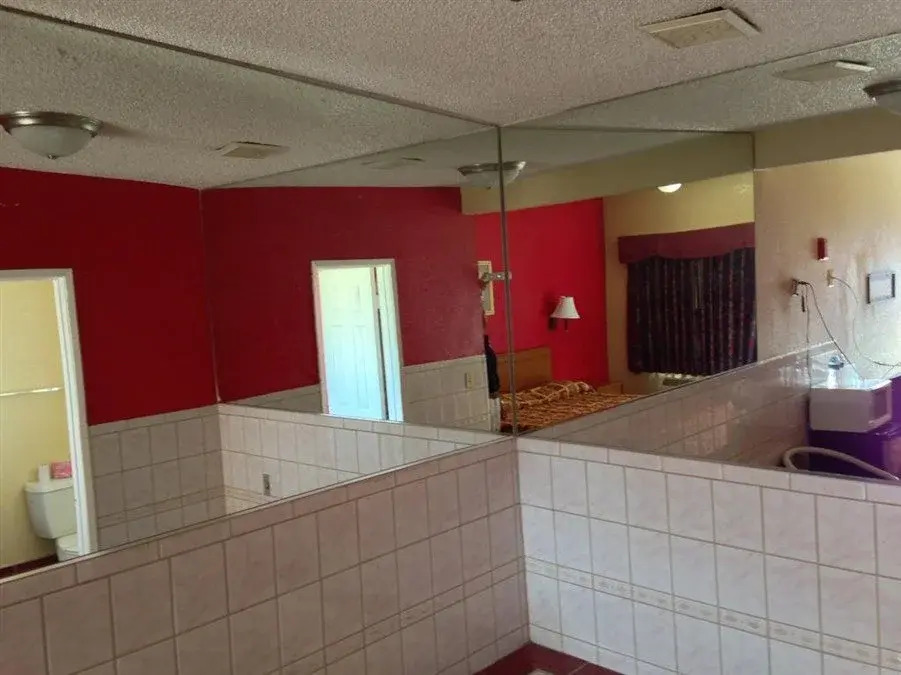 Royal Inn Motel