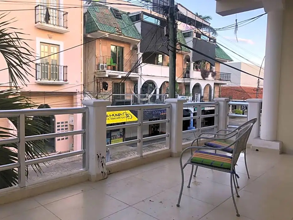 Hotel D´ATYI 10 Avenue