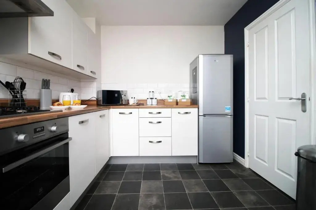 Buxton Way by Tŷ SA - 3 bedroom house