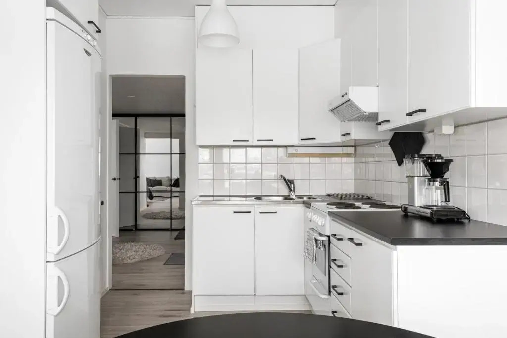 Fresh 2BR-apartment with FREE parking