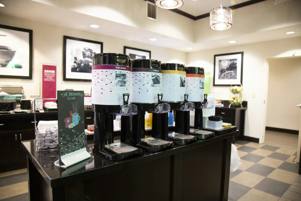 Hampton Inn & Suites Sharon