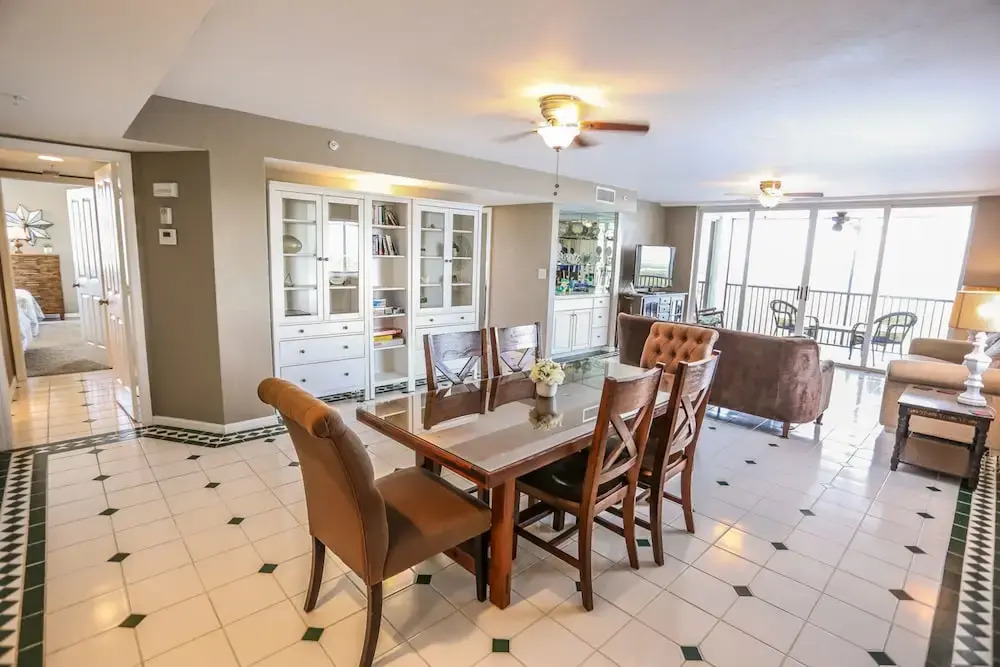 Ocean Harbor 1505B