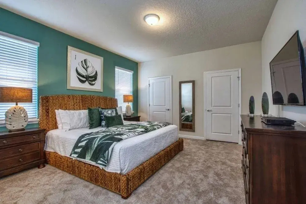4404WI- Windsor Island 8 Bedroom House 8 Home by RedAwning