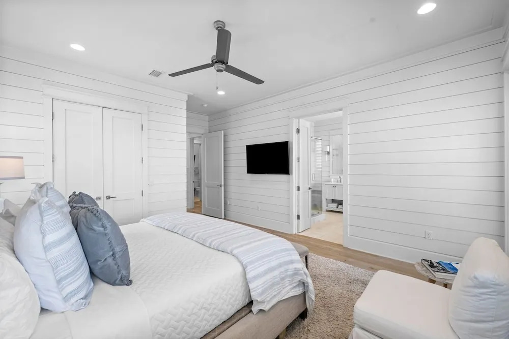 Watercolor Luxury On 30a! 63 Western Lake, Park District, Pool, 7 Bdrms, Slps 16+ 7 Bedroom Home by RedAwning