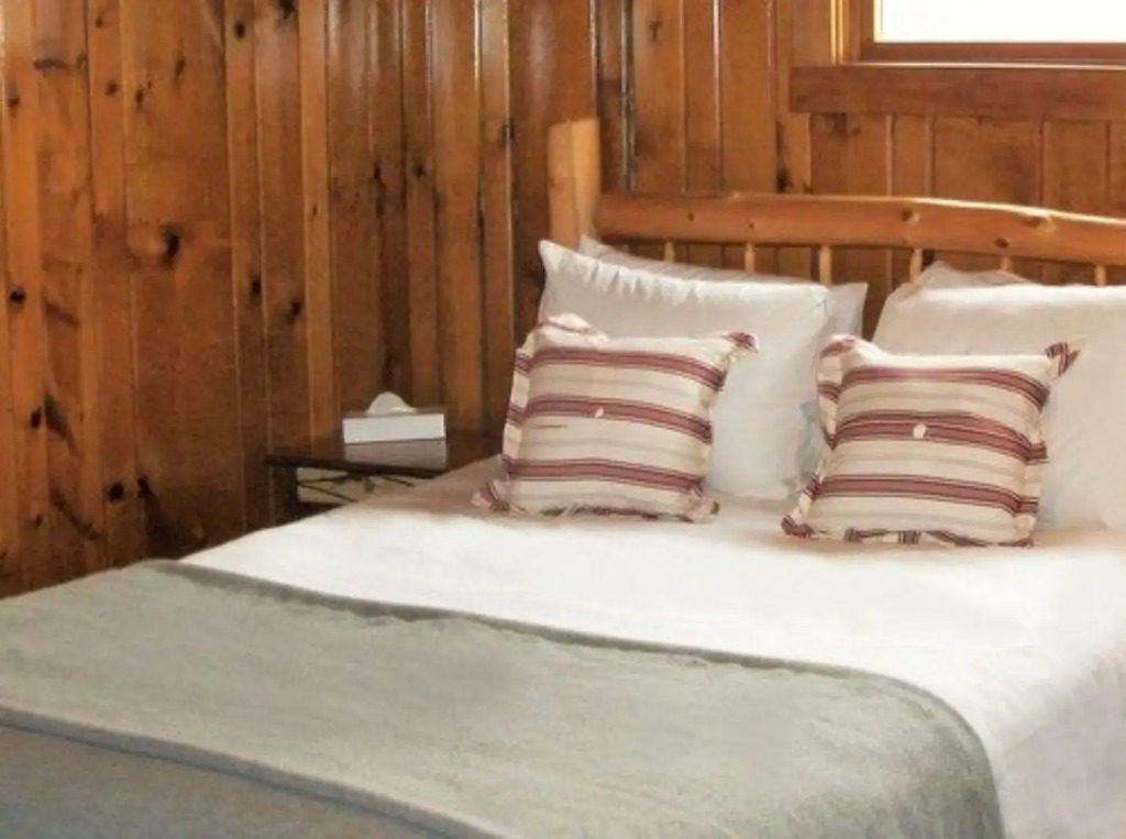 Garnet Hill Lodge